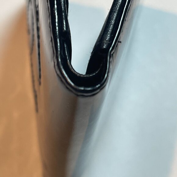 Chanel Vintage Patent Leather Compact Bifold Wallet - Black - Preowned - Picture 14 of 15